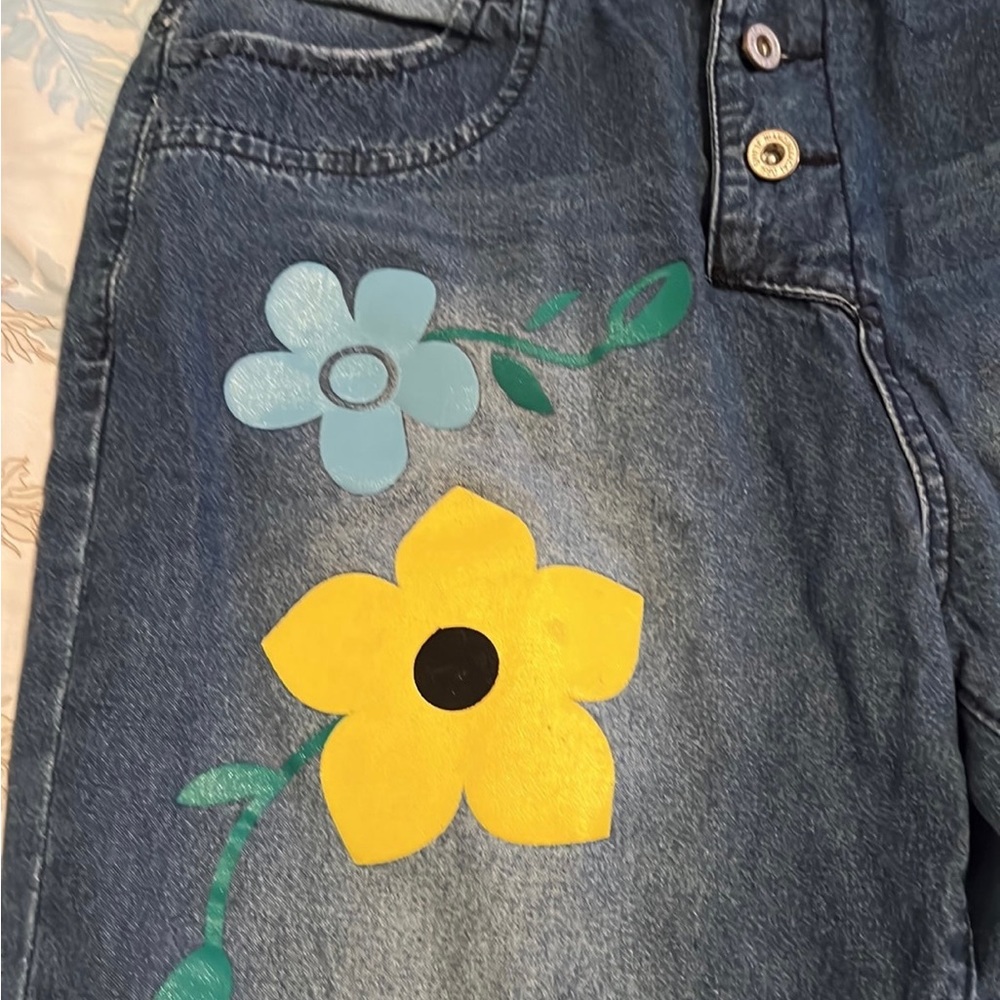 Jeans - Picture 8 of 8